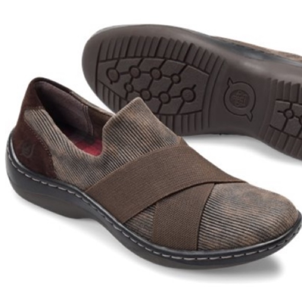 🌸2/$25 Born Banshee Brown Corduroy Suede lining Casual Slip-on shoe